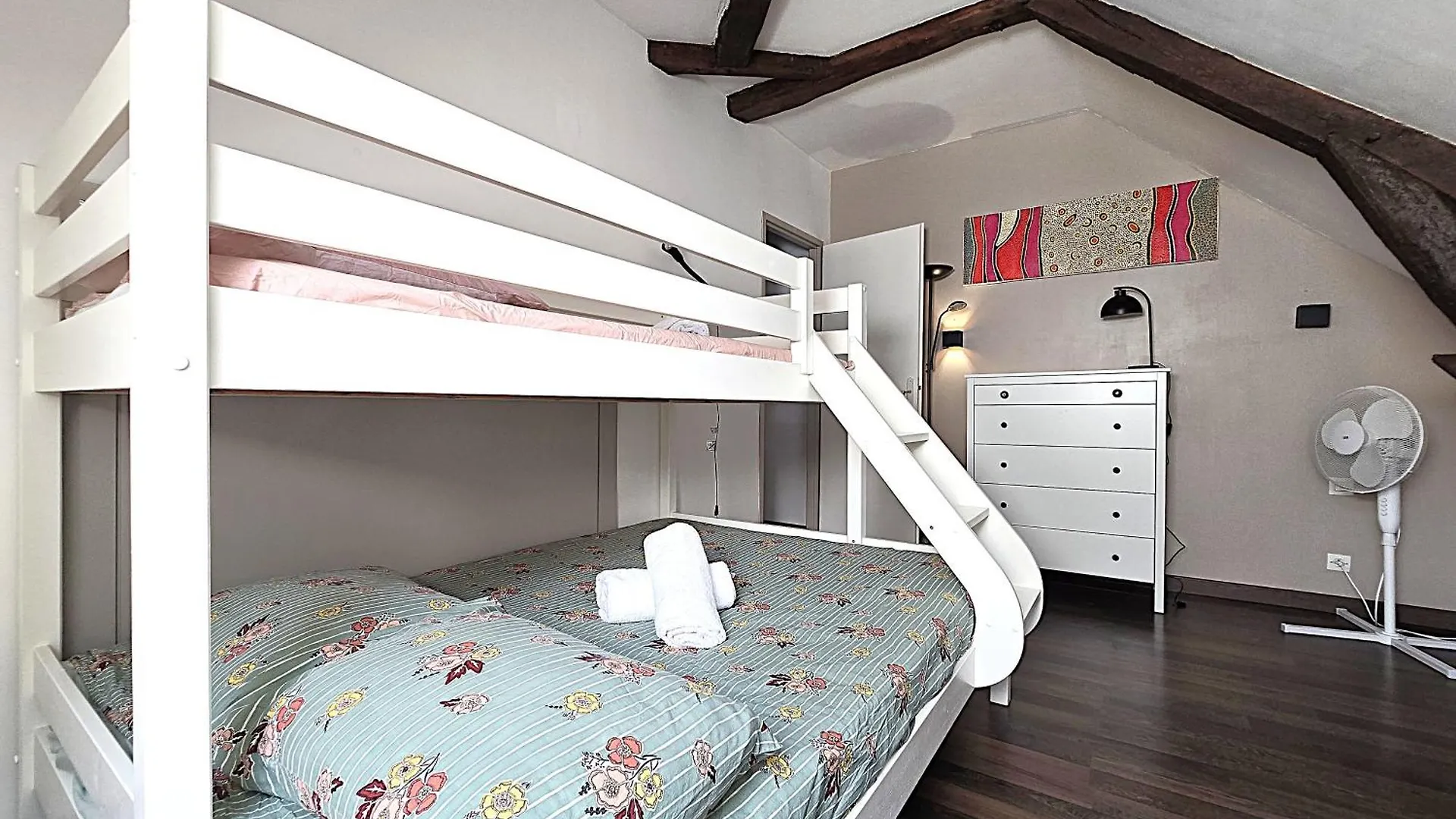Casa de Férias Magnifique Villa En Pierres Au Coeur De Saint Antonin Noble Val - Piscine Et Jardin Prives -10 Personnes França